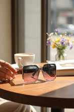 Carregar imagem no visualizador da galeria, Lunara Prime