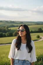 Carregar imagem no visualizador da galeria, Lunara Prime