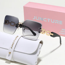 Carregar imagem no visualizador da galeria, Velour Chain Prime
