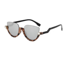 Carregar imagem no visualizador da galeria, Bratislava - Shauna
