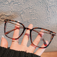 Carregar imagem no visualizador da galeria, Castries
